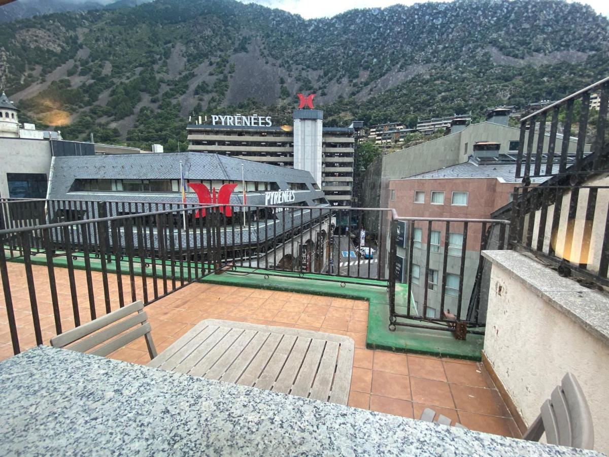 Somriu Hotel City M28 Андорра-ла-Велья Экстерьер фото