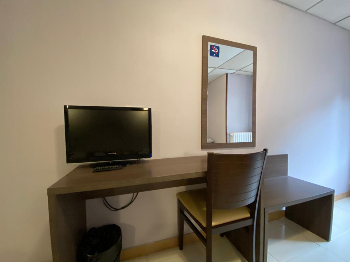 Somriu Hotel City M28 Андорра-ла-Велья Экстерьер фото