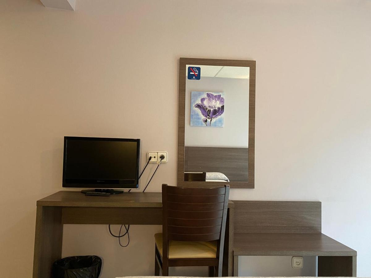 Somriu Hotel City M28 Андорра-ла-Велья Экстерьер фото