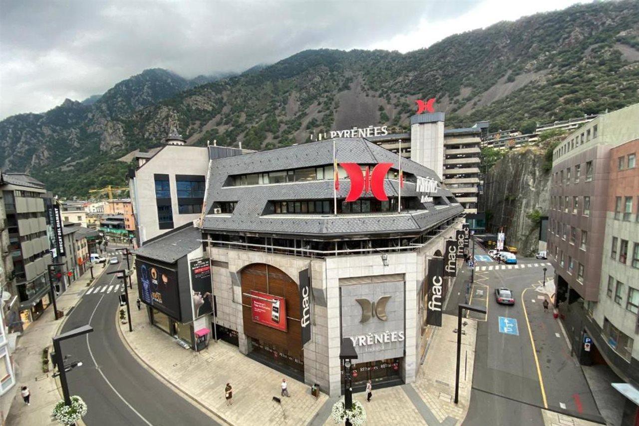 Somriu Hotel City M28 Андорра-ла-Велья Экстерьер фото