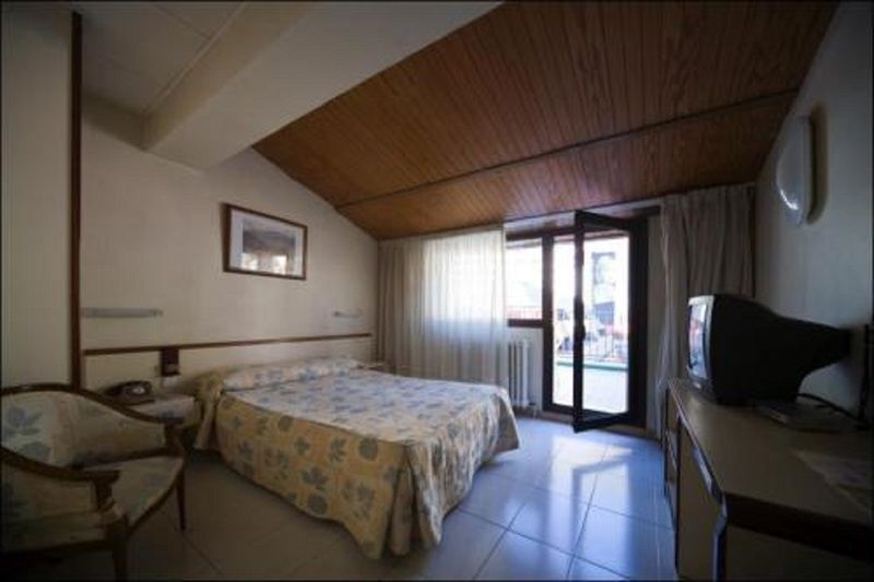 Somriu Hotel City M28 Андорра-ла-Велья Экстерьер фото