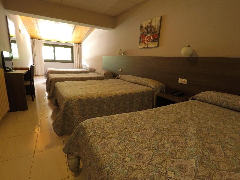 Somriu Hotel City M28 Андорра-ла-Велья Экстерьер фото