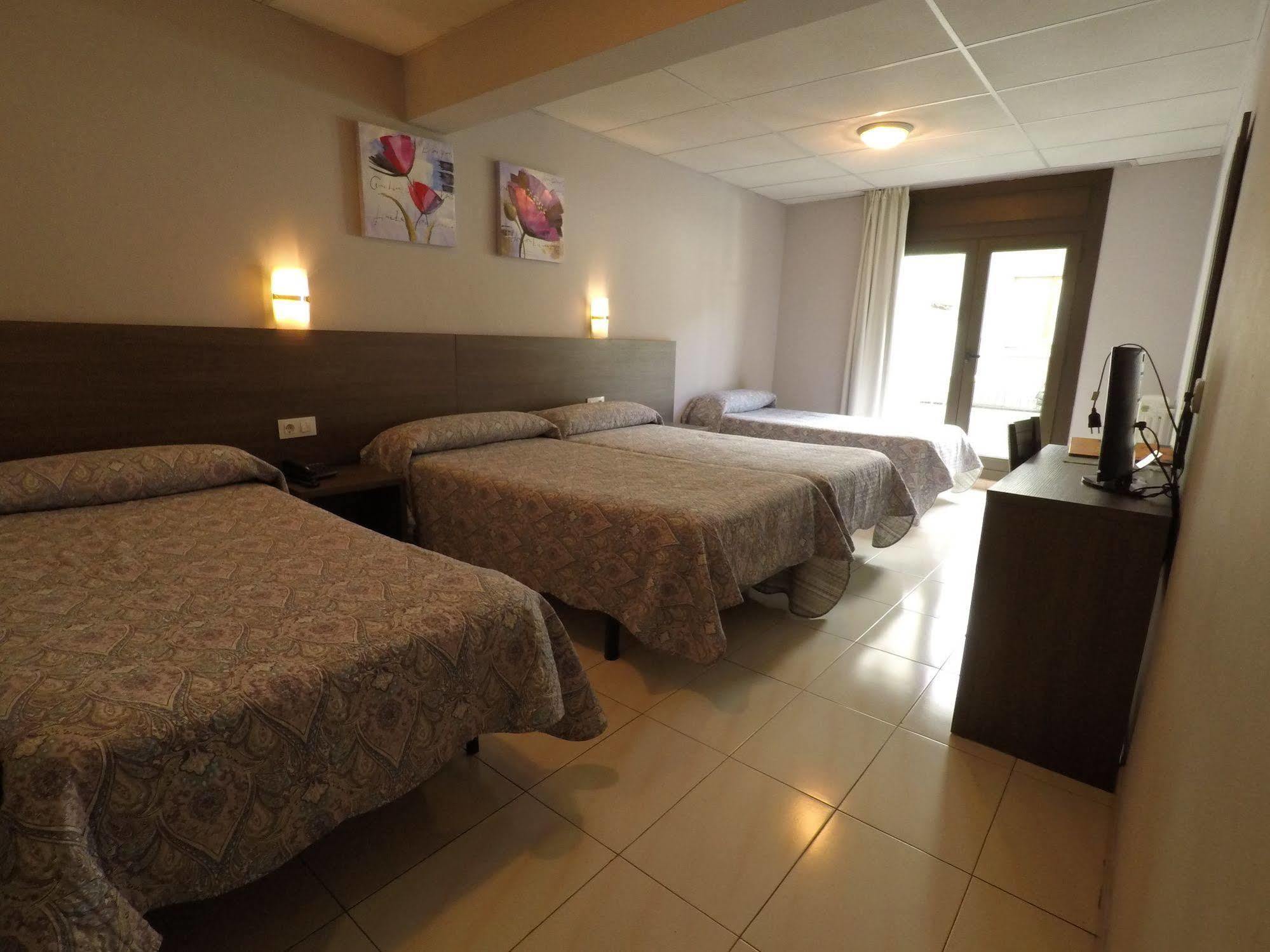 Somriu Hotel City M28 Андорра-ла-Велья Экстерьер фото