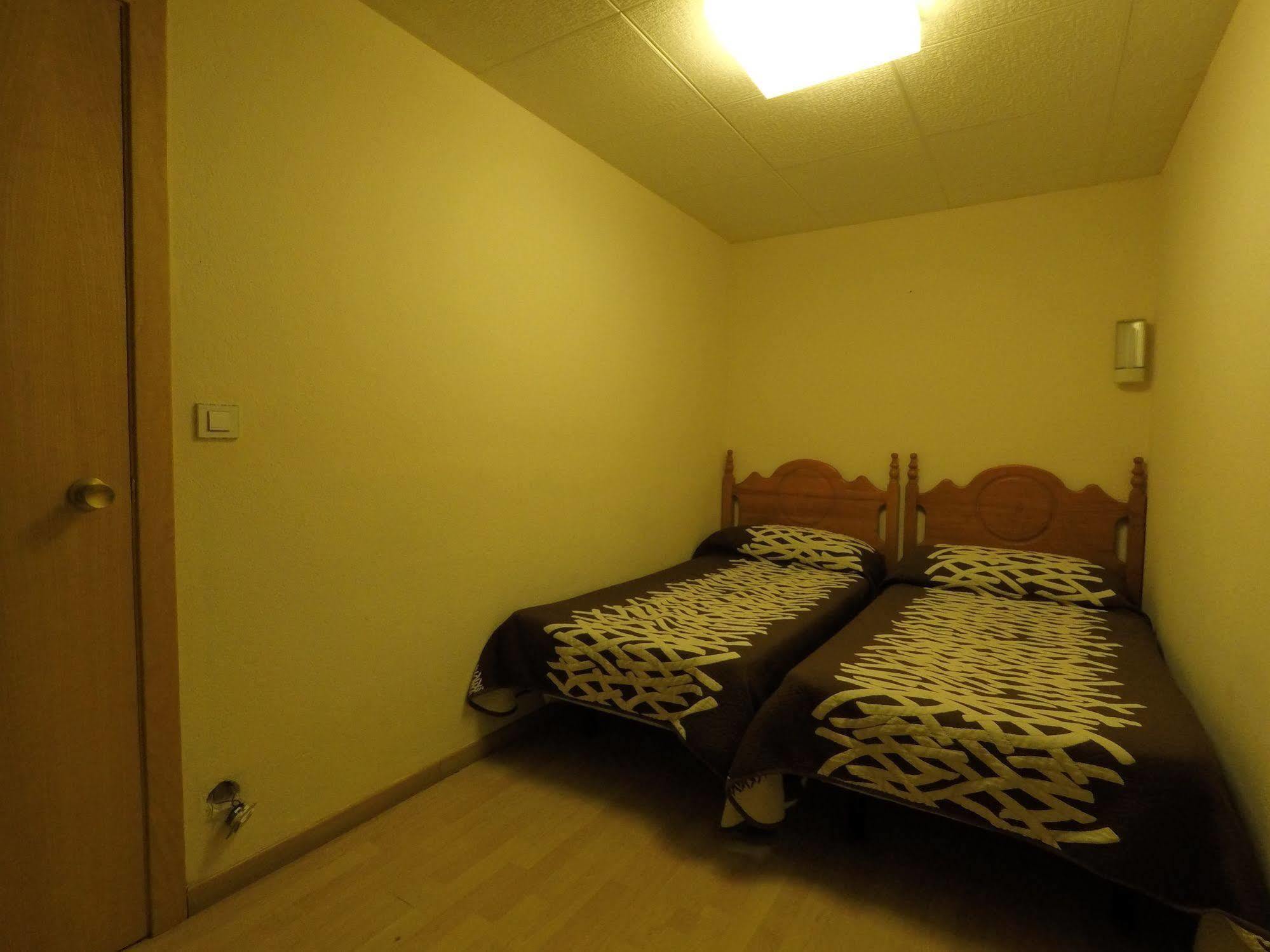 Somriu Hotel City M28 Андорра-ла-Велья Экстерьер фото