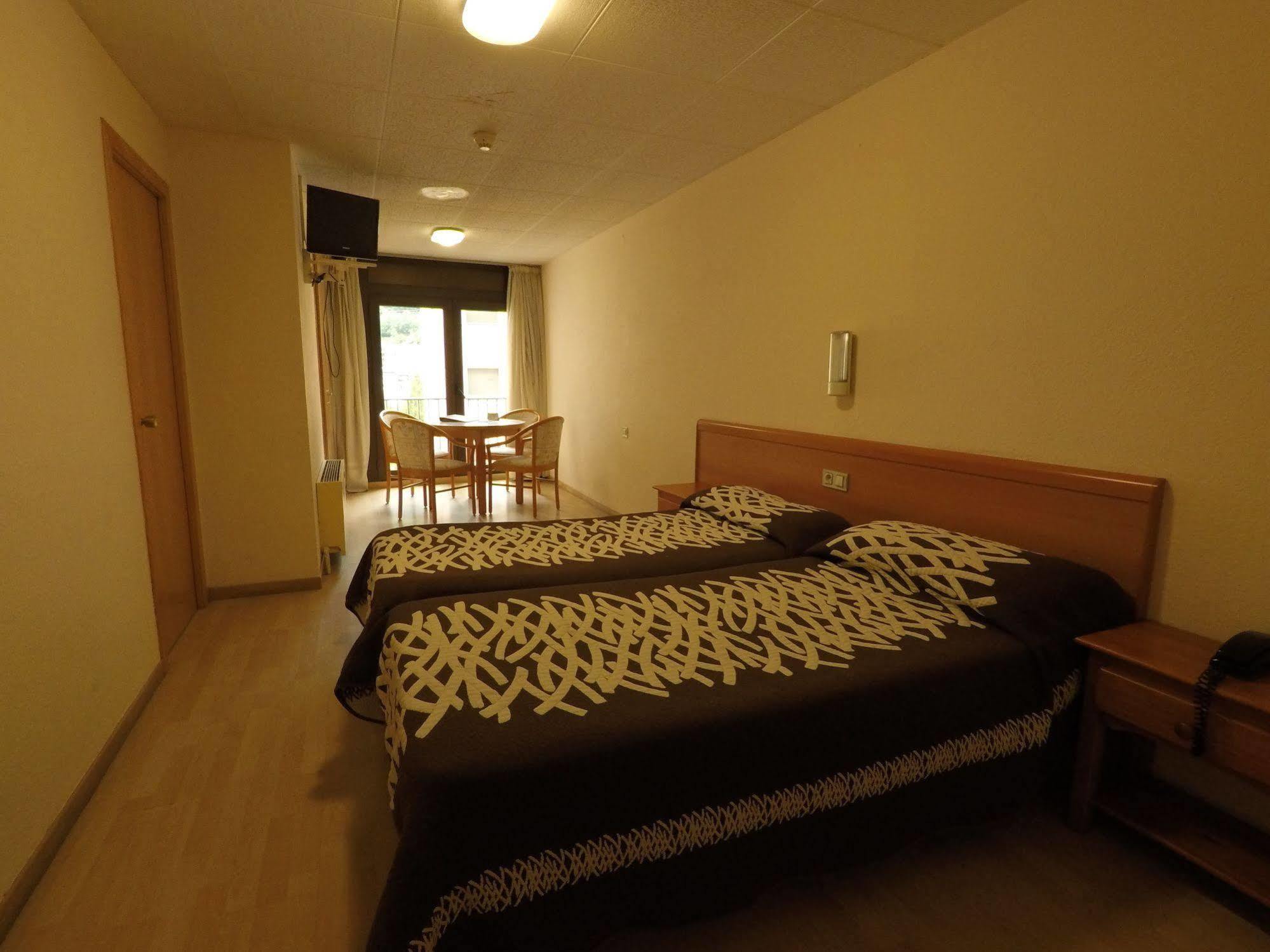 Somriu Hotel City M28 Андорра-ла-Велья Экстерьер фото